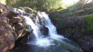 custom waterfall hiking kauai tours